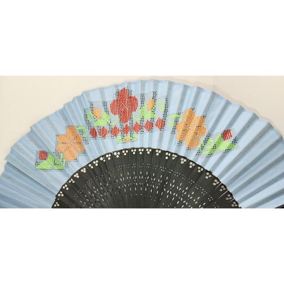 Folding Hand Fan Handmade in Philippines - Picture 4 of 4